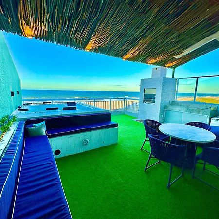 Terramaris - Aptos Vista Mar, Pe Na Areia, Vizinho Ao B Park Aquiraz Kültér fotó